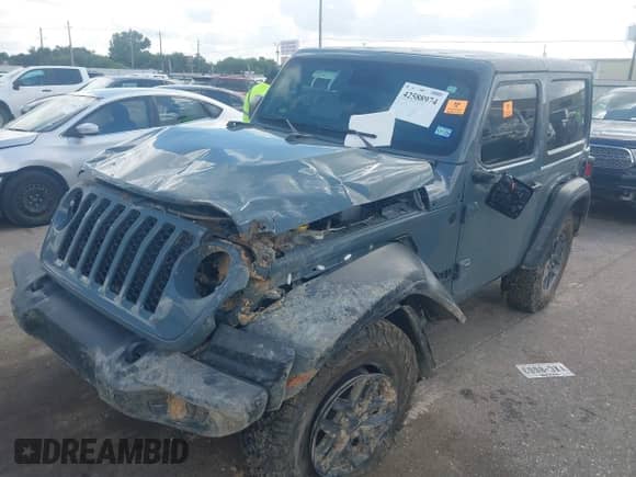 2024 Jeep Wrangler Sport S z VIN 1C4PJXAN8RW170342, wystawiony jako IAAI lot #42588974 z przebiegiem Nie podano mil oraz . Historia ofert i sprzedaży dostępna na DreamBid. Obrazek 6.