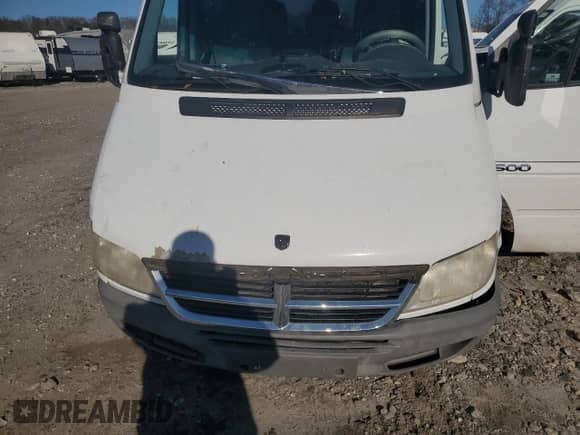 2006 Dodge Sprinter Passenger with VIN WD8PD644765957440, listed as a Copart auction lot 86548864 with Not provided miles and Salvage title. Bid and sale history available at DreamBid. Image 13.