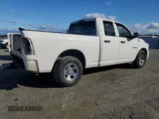 2009 Dodge 1500 ST z VIN 1D3HB18K19S750699, wystawiony jako Copart lot #86498805 z przebiegiem 183 492 mil mil oraz Szkoda całkowita • Salvage title. Historia ofert i sprzedaży dostępna na DreamBid. Obrazek 3.