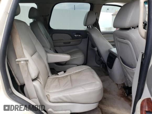 2009 Chevrolet Tahoe LTZ с VIN 1GNFC33029R217564, выставлен на аукционе Copart как лот 66845005 с пробегом Не указан миль и Списание • Salvage title. История ставок и продаж доступна на DreamBid. Изображение 11.