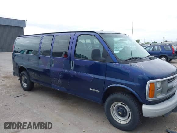 2002 Chevrolet Express with VIN 1GAHG39RX21222715, listed as a IAAI auction lot 42201370 with 107,516 mi miles and . Bid and sale history available at DreamBid. Image 1.