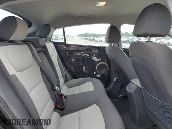 2020 Hyundai Ioniq SEL с VIN KMHC75LD3LU225462, выставлен на аукционе Copart как лот 70747624 с пробегом 82 406 миль миль и Списание • Salvage title. История ставок и продаж доступна на DreamBid. Изображение 10.