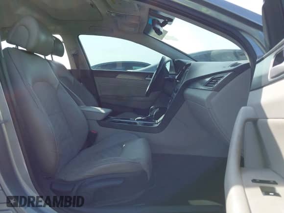 2016 Hyundai Sonata Limited z VIN 5NPE34AF6GH411570, wystawiony jako IAAI lot #41843291 z przebiegiem 128 445 mil mil oraz . Historia ofert i sprzedaży dostępna na DreamBid. Obrazek 5.