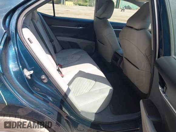 2021 Toyota Camry SE Nightshade z VIN 4T1G11AKXMU523439, wystawiony jako IAAI lot #43122074 z przebiegiem 66 261 mil mil oraz . Historia ofert i sprzedaży dostępna na DreamBid. Obrazek 8.