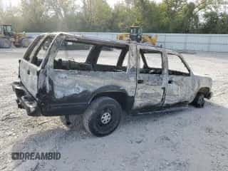 1999 Chevrolet Suburban с VIN 1GNFK16R1XJ561447, выставлен на аукционе Copart как лот 74590204 с пробегом Не указан миль и На запчасти • Non repairable. История ставок и продаж доступна на DreamBid. Изображение 3.