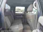 2005 Ford F-150 XLT z VIN 1FTPW12515FB74112, wystawiony jako IAAI lot #43513413 z przebiegiem 289 888 mil mil oraz . Historia ofert i sprzedaży dostępna na DreamBid. Obrazek 8.