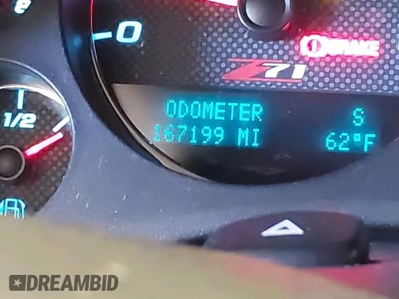 2011 Chevrolet Suburban LT с VIN 1GNSKJE31BR220202, выставлен на аукционе IAAI как лот 42042237 с пробегом 167 199 миль миль и . История ставок и продаж доступна на DreamBid. Изображение 16.