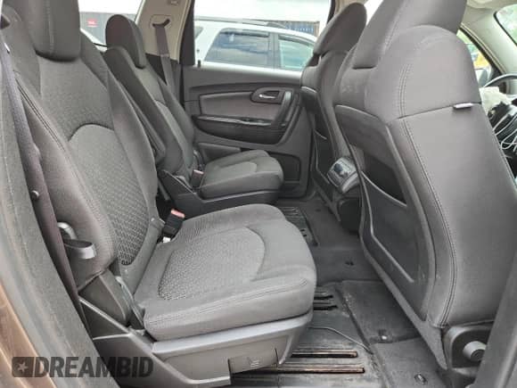 2009 Chevrolet Traverse 1LT with VIN 1GNER23D19S161701, listed as a Copart auction lot 62496715 with 202,859 mi miles and Non repairable. Bid and sale history available at DreamBid. Image 11.