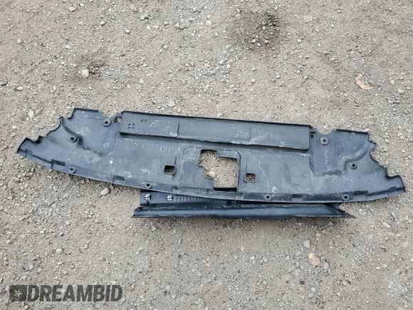 2018 Ford Mustang EcoBoost Premium с VIN 1FATP8UH9J5164395, выставлен на аукционе Copart как лот 86144655 с пробегом 126 290 миль миль и Списание • Salvage title. История ставок и продаж доступна на DreamBid. Изображение 12.