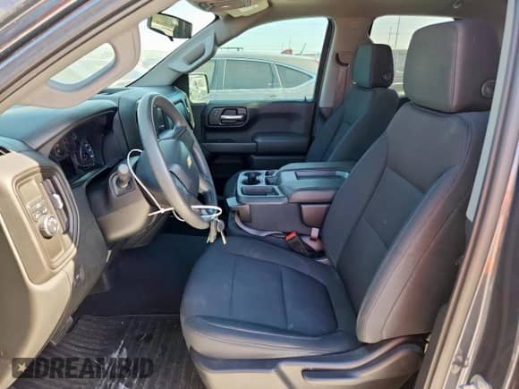 2020 Chevrolet Silverado 1500 Custom z VIN 1GCRWBEH5LZ219813, wystawiony jako Copart lot #66562515 z przebiegiem 37 600 mil mil oraz Szkoda całkowita • Salvage title. Historia ofert i sprzedaży dostępna na DreamBid. Obrazek 7.
