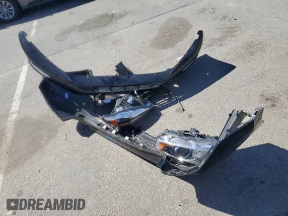 2018 Volvo S60 Inscription Platinum с VIN LYV402TM4JB172922, выставлен на аукционе Copart как лот 54655585 с пробегом 38 002 миль миль и Списание • Salvage title. История ставок и продаж доступна на DreamBid. Изображение 12.