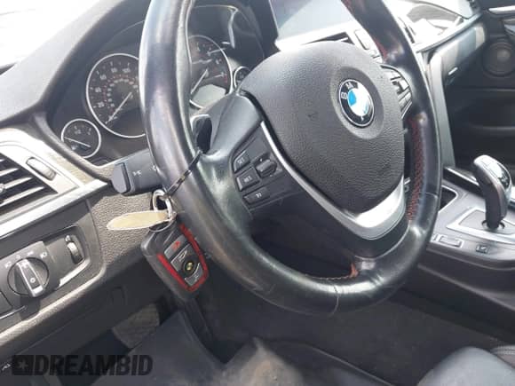 2019 BMW 4 Series 430i xDrive z VIN WBA4W5C52KAE51335, wystawiony jako IAAI lot #42978032 z przebiegiem 41 529 mil mil oraz . Historia ofert i sprzedaży dostępna na DreamBid. Obrazek 11.