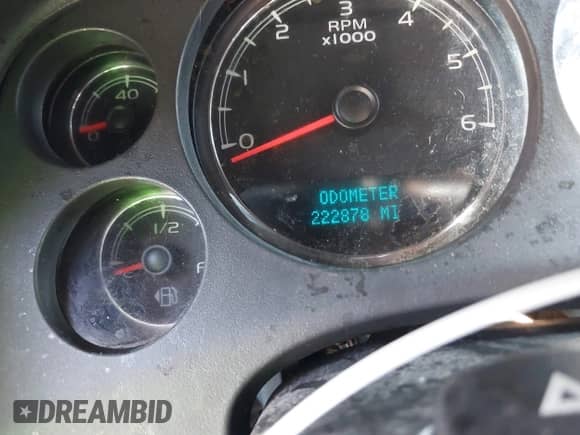 2008 Chevrolet Tahoe 3LT z VIN 1GNFC130X8R248578, wystawiony jako IAAI lot #43041092 z przebiegiem 222 878 mil mil oraz . Historia ofert i sprzedaży dostępna na DreamBid. Obrazek 7.
