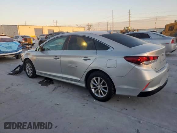 2018 Hyundai Sonata SE with VIN 5NPE24AF0JH684689, listed as a Copart auction lot 81693355 with 69,284 mi miles and Salvage title. Bid and sale history available at DreamBid. Image 2.