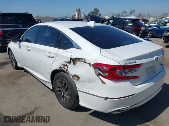 2018 Honda Accord EX z VIN 1HGCV3F4XJA008498, wystawiony jako IAAI lot #42832076 z przebiegiem 111 546 mil mil oraz . Historia ofert i sprzedaży dostępna na DreamBid. Obrazek 3.