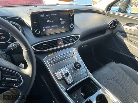 2022 Hyundai Santa Fe XRT with VIN 5NMS64AJ3NH401023, listed as a Copart auction lot 43524724 with 26,726 mi miles and . Bid and sale history available at DreamBid. Image 9.