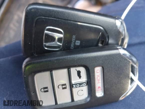 2017 Honda Pilot Elite with VIN 5FNYF6H09HB064057, listed as a IAAI auction lot 42933904 with 51,184 mi miles and . Bid and sale history available at DreamBid. Image 11.