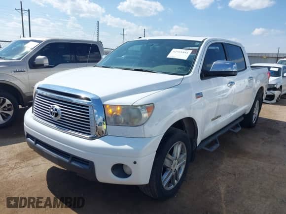 2013 Toyota Tundra Limited с VIN 5TFHW5F17DX310755, выставлен на аукционе IAAI как лот 42721884 с пробегом 122 805 миль миль и . История ставок и продаж доступна на DreamBid. Изображение 17.