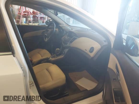 2013 Chevrolet Cruze LTZ with VIN 1G1PG5SB1D7327471, listed as a IAAI auction lot 43443774 with 184,344 mi miles and . Bid and sale history available at DreamBid. Image 5.