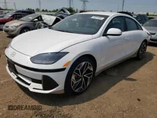 2023 Hyundai Ioniq 6 Preferred с VIN KMHM34AC6PA049017, выставлен на аукционе Copart как лот 63924084 с пробегом 9 536 миль миль и Списание • Salvage title. История ставок и продаж доступна на DreamBid. Изображение 1.