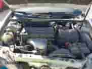 2005 Toyota Camry XLE z VIN 4T1BE32K65U595880, wystawiony jako IAAI lot #43437601 z przebiegiem 221 519 mil mil oraz . Historia ofert i sprzedaży dostępna na DreamBid. Obrazek 10.