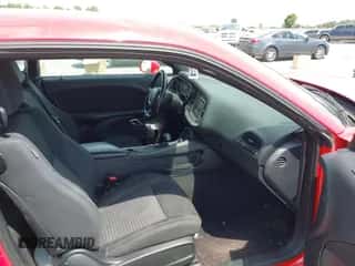 2016 Dodge Challenger SXT Plus с VIN 2C3CDZAG7GH119255, выставлен на аукционе IAAI как лот 42758632 с пробегом 187 443 миль миль и . История ставок и продаж доступна на DreamBid. Изображение 5.