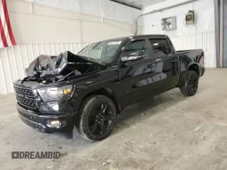 2024 Ram 1500 Big Horn with VIN 1C6RREFG2RN100378, listed as a Copart auction lot 71993674 with 35,233 mi miles and Clean title. Bid and sale history available at DreamBid. Image 1.
