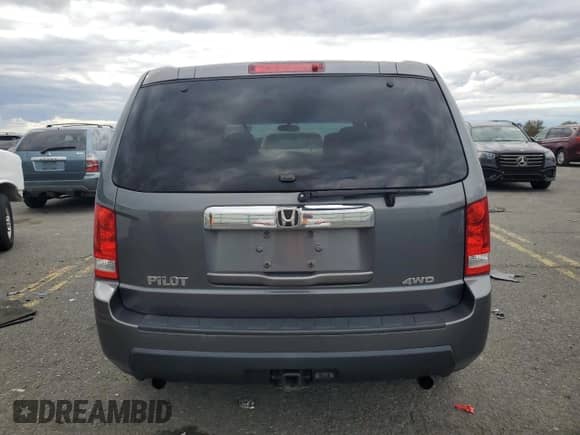 2010 Honda Pilot LX with VIN 5FNYF4H20AB014742, listed as a Copart auction lot 87434435 with 141,802 mi miles and Salvage title. Bid and sale history available at DreamBid. Image 6.