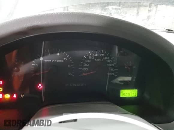 2005 Ford F-150 XL with VIN 1FTRF145X5KC68504, listed as a Copart auction lot 43244725 with 192,317 mi miles and Non repairable. Bid and sale history available at DreamBid. Image 9.