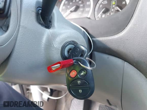 2005 Toyota Sienna CE с VIN 5TDZA23C45S377456, выставлен на аукционе IAAI как лот 41666382 с пробегом 170 713 миль миль и . История ставок и продаж доступна на DreamBid. Изображение 11.