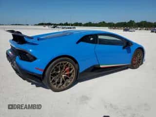 2018 Lamborghini Huracan z VIN ZHWUD4ZF2JLA08437, wystawiony jako Copart lot #50956455 z przebiegiem 7 412 mil mil oraz Nie do naprawy • Non repairable. Historia ofert i sprzedaży dostępna na DreamBid. Obrazek 3.