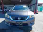 2013 Honda Accord EX-L z VIN 1HGCR2F87DA063917, wystawiony jako IAAI lot #43427205 z przebiegiem 203 212 mil mil oraz . Historia ofert i sprzedaży dostępna na DreamBid. Obrazek 12.