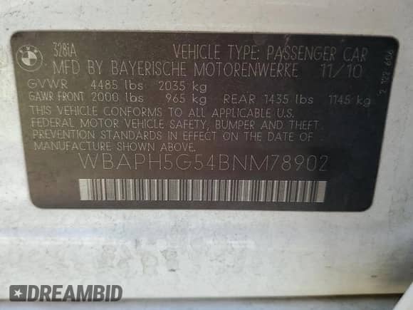 2011 BMW 3 Series 328i с VIN WBAPH5G54BNM78902, выставлен на аукционе Copart как лот 83889055 с пробегом Не указан миль и Списание • Salvage title. История ставок и продаж доступна на DreamBid. Изображение 12.