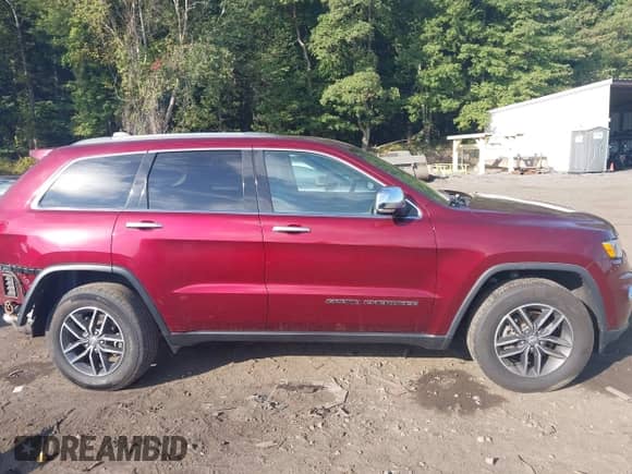 2018 Jeep Grand Cherokee Sterling с VIN 1C4RJFBG7JC165240, выставлен на аукционе IAAI как лот 43175599 с пробегом 45 662 миль миль и . История ставок и продаж доступна на DreamBid. Изображение 14.