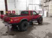 2001 Toyota Tacoma с VIN 5TEWN72N71Z814435, выставлен на аукционе IAAI как лот 42260105 с пробегом 201 709 миль миль и . История ставок и продаж доступна на DreamBid. Изображение 4.