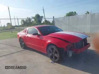 2014 Ford Mustang V6 with VIN 1ZVBP8AM3E5321560, listed as a IAAI auction lot 42990906 with 134,661 mi miles and . Bid and sale history available at DreamBid. Image 1.