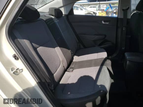 2019 Hyundai Accent Limited z VIN 3KPC34A30KE039413, wystawiony jako Copart lot #61960915 z przebiegiem 97 900 mil mil oraz Szkoda całkowita • Salvage title. Historia ofert i sprzedaży dostępna na DreamBid. Obrazek 10.