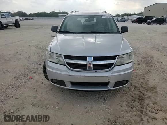 2009 Dodge Journey R/T z VIN 3D4GG67V79T522366, wystawiony jako Copart lot #59093955 z przebiegiem 138 608 mil mil oraz Szkoda całkowita • Salvage title. Historia ofert i sprzedaży dostępna na DreamBid. Obrazek 13.