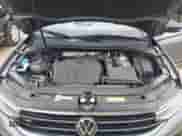 2024 Volkswagen Tiguan SE R-Line Black с VIN 3VV8B7AX9RM105729, выставлен на аукционе IAAI как лот 43060610 с пробегом 13 435 миль миль и . История ставок и продаж доступна на DreamBid. Изображение 10.