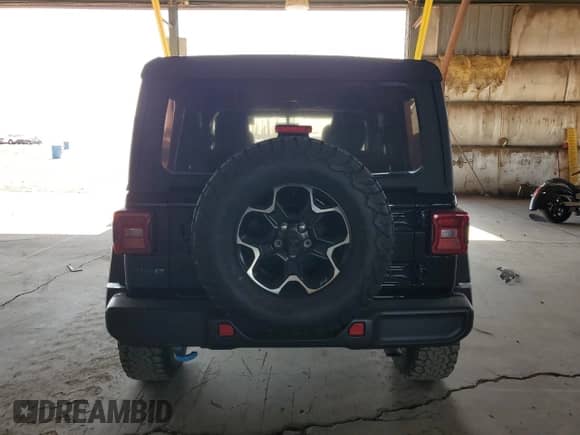 2022 Jeep Wrangler Unlimited Rubicon with VIN 1C4JJXR6XNW153104, listed as a Copart auction lot 62337805 with 19,807 mi miles and Clean title. Bid and sale history available at DreamBid. Image 6.