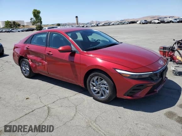 2025 Hyundai Elantra Blue z VIN KMHLM4DJ4SU129717, wystawiony jako Copart lot #63066885 z przebiegiem 10 901 mil mil oraz Szkoda całkowita • Salvage title. Historia ofert i sprzedaży dostępna na DreamBid. Obrazek 4.