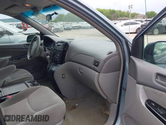 2005 Toyota Sienna CE с VIN 5TDZA23C15S263639, выставлен на аукционе IAAI как лот 42373062 с пробегом 232 328 миль миль и . История ставок и продаж доступна на DreamBid. Изображение 5.