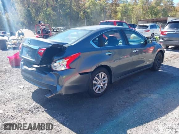 2016 Nissan Altima S z VIN 1N4AL3AP8GN345370, wystawiony jako IAAI lot #43448878 z przebiegiem 93 885 mil mil oraz . Historia ofert i sprzedaży dostępna na DreamBid. Obrazek 4.