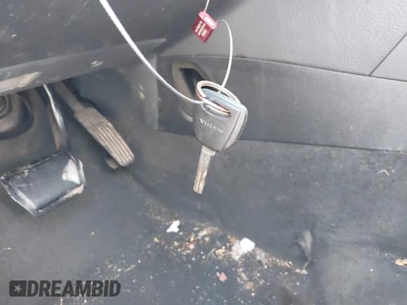 2008 Volvo S60 2.5T с VIN YV1RH592382686756, выставлен на аукционе IAAI как лот 42129235 с пробегом 165 704 миль миль и . История ставок и продаж доступна на DreamBid. Изображение 11.
