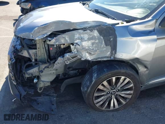 2020 Mitsubishi Outlander SE with VIN JA4AD3A32LZ036785, listed as a IAAI auction lot 43453949 with 83,451 mi miles and . Bid and sale history available at DreamBid. Image 6.