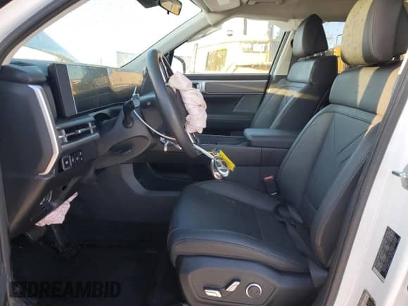 2024 Hyundai Santa Fe XRT с VIN 5NMP3DGL7RH038979, выставлен на аукционе Copart как лот 87653055 с пробегом 8 203 миль миль и Списание • Salvage title. История ставок и продаж доступна на DreamBid. Изображение 7.