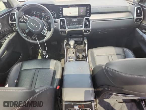 2022 Kia Sorento SX z VIN 5XYRK4LF2NG128847, wystawiony jako Copart lot #71094435 z przebiegiem 49 031 mil mil oraz Szkoda całkowita • Salvage title. Historia ofert i sprzedaży dostępna na DreamBid. Obrazek 8.