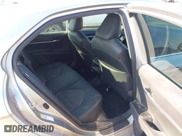 2019 Toyota Camry SE z VIN 4T1B11HK3KU755619, wystawiony jako IAAI lot #43322030 z przebiegiem 100 583 mil mil oraz . Historia ofert i sprzedaży dostępna na DreamBid. Obrazek 8.