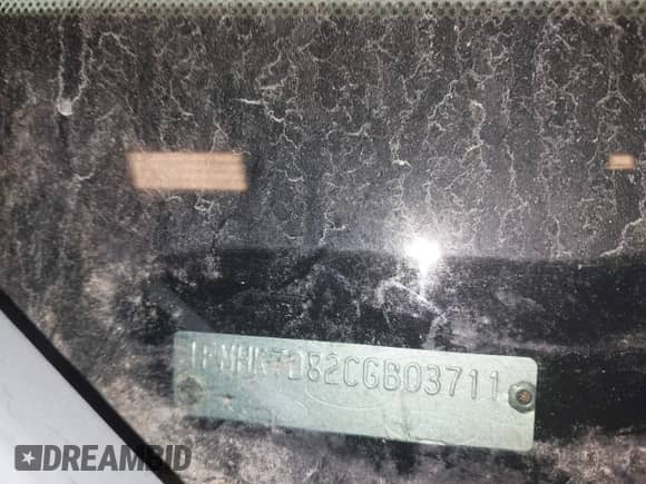 2012 Ford Explorer XLT z VIN 1FMHK7D82CGB03711, wystawiony jako IAAI lot #43423489 z przebiegiem 205 326 mil mil oraz . Historia ofert i sprzedaży dostępna na DreamBid. Obrazek 9.