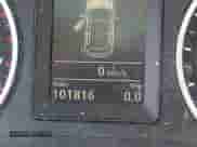 2012 Volkswagen Tiguan S с VIN WVGBV7AX5CW608298, выставлен на аукционе IAAI как лот 42868690 с пробегом 101 816 миль миль и . История ставок и продаж доступна на DreamBid. Изображение 16.